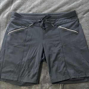 Athleta Women's Black Athletic Shorts with Zippered Pockets